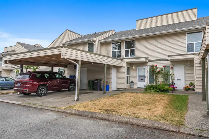 279 32550 MACLURE ROAD - photo 2 of 30
