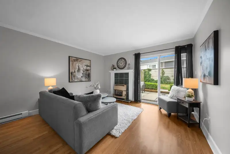 279 32550 MACLURE ROAD - photo 4 of 30