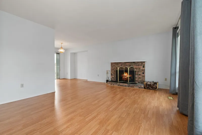 3340 CLEARBROOK ROAD - photo 4 of 25