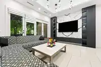 8019 113B STREET - thumbnail 7
