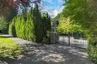 3389 PINE CRESCENT - thumbnail 40