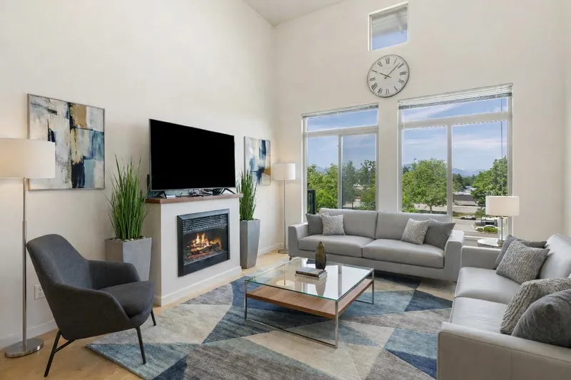 415 10180 153 STREET - photo 1 of 25