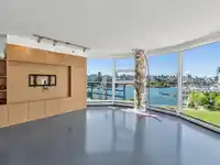 15C 199 DRAKE STREET - thumbnail 4