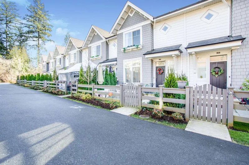 129 1331 OLMSTED STREET - photo 1 of 25