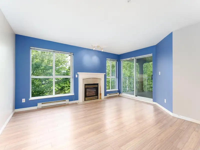 408 13727 74 AVENUE - photo 3 of 28