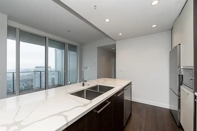 4601 567 CLARKE ROAD - photo 3 of 40