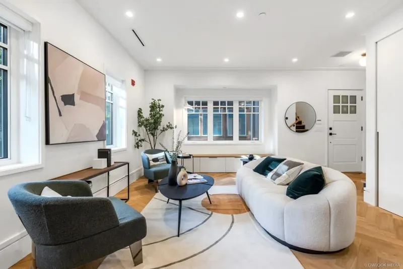 7059 CYPRESS STREET - photo 4 of 16