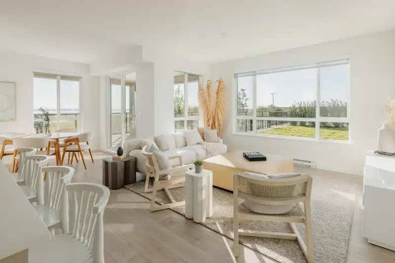 207 2463 RABBIT DRIVE - photo 4 of 19