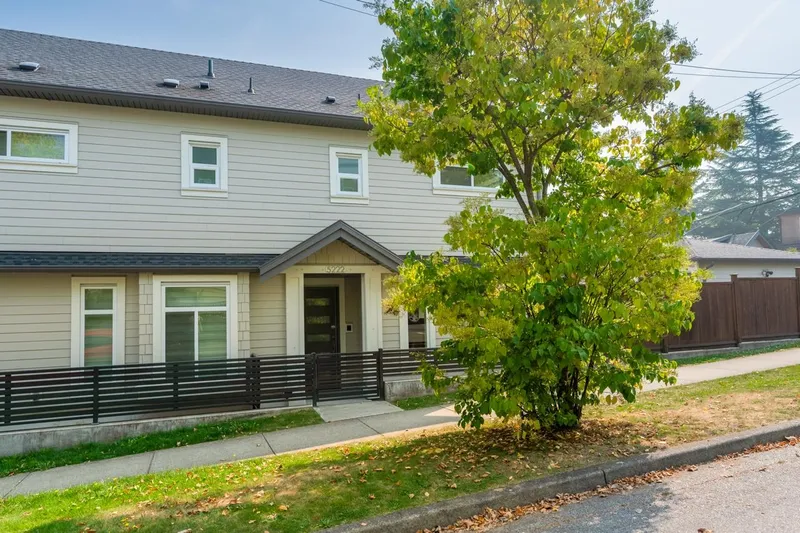 5222 ARGYLE STREET - photo 2 of 16