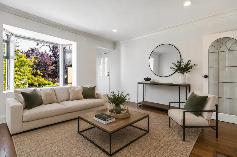 2576 PARKER STREET - photo 4 of 25