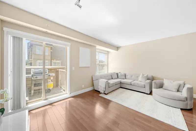 218 2110 ROWLAND STREET - photo 3 of 36