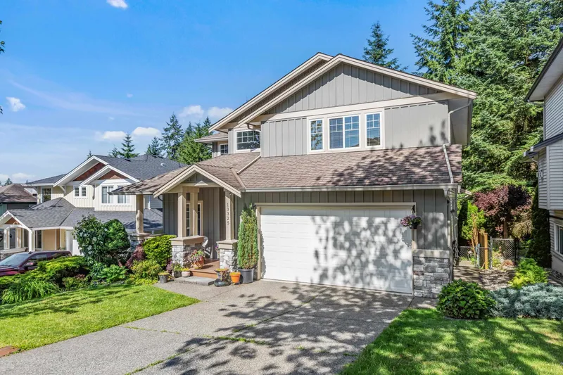 13325 235 STREET - photo 2 of 25