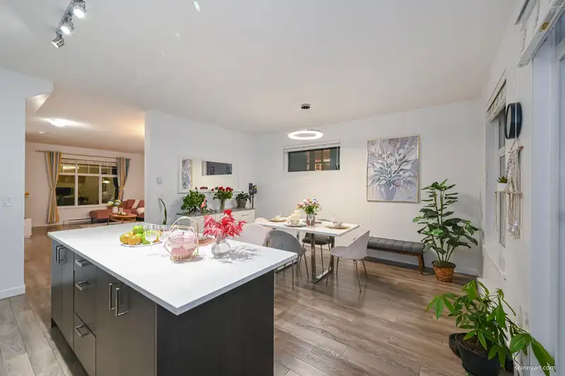 151 15230 GUILDFORD DRIVE - photo 3 of 28