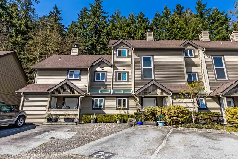 22 2736 ATLIN PLACE - photo 1 of 25