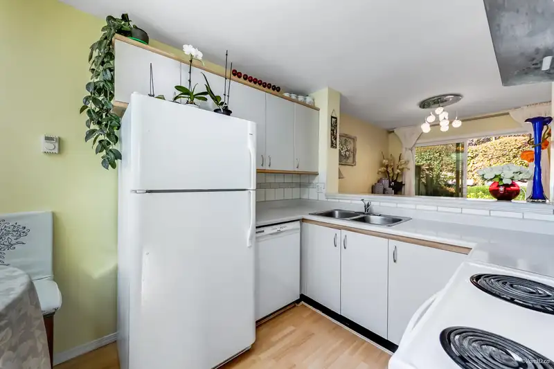 22 2736 ATLIN PLACE - photo 2 of 25