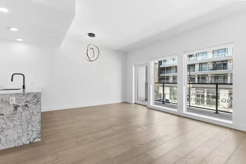 202 3590 W 39TH AVENUE - photo 1 of 24