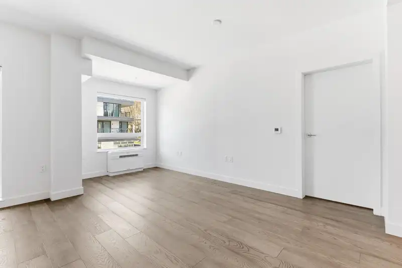 202 3590 W 39TH AVENUE - photo 3 of 24