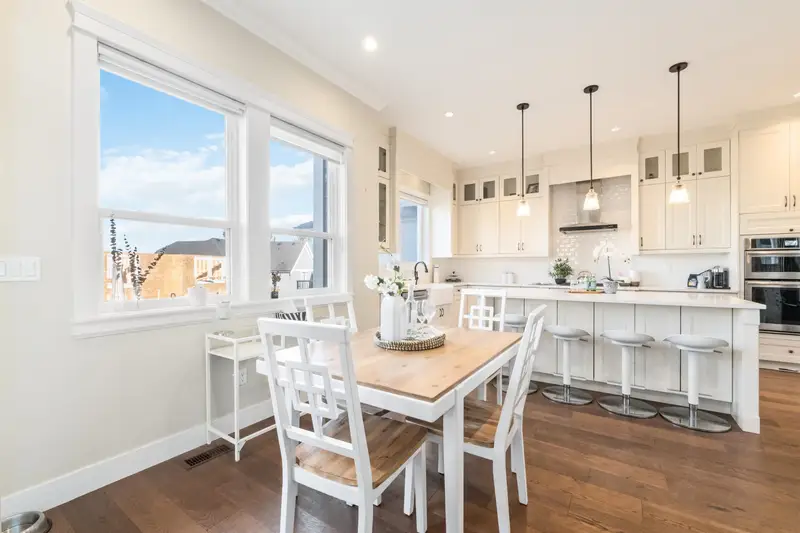 15733 WILLS BROOK WAY - photo 4 of 23