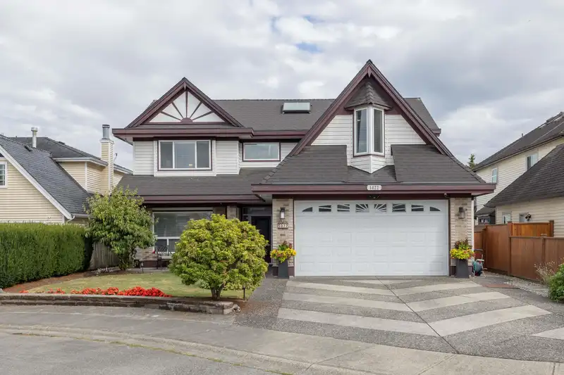 5022 MARINER PLACE - photo 1 of 40