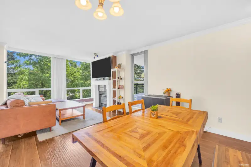 505 9633 MANCHESTER DRIVE - photo 4 of 34
