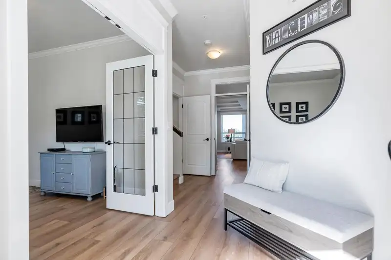 10571 ROBERTSON STREET - photo 3 of 40