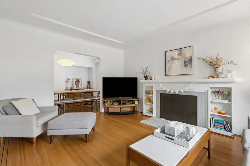2966 W 33RD AVENUE - photo 4 of 38