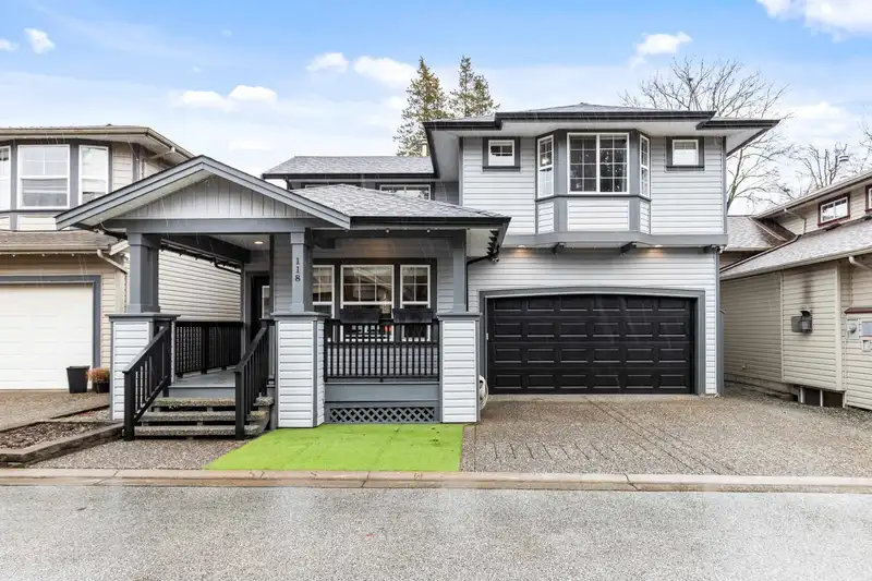118 21868 LOUGHEED HIGHWAY - photo 2 of 39