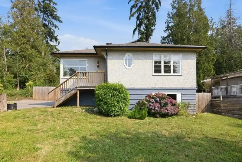 1022 ROSAMUND ROAD - photo 1 of 39