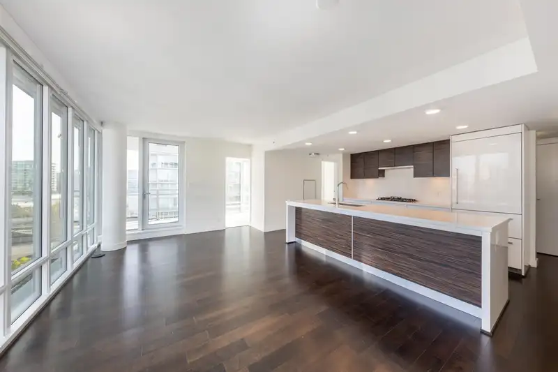 902 7333 MURDOCH STREET - photo 2 of 31