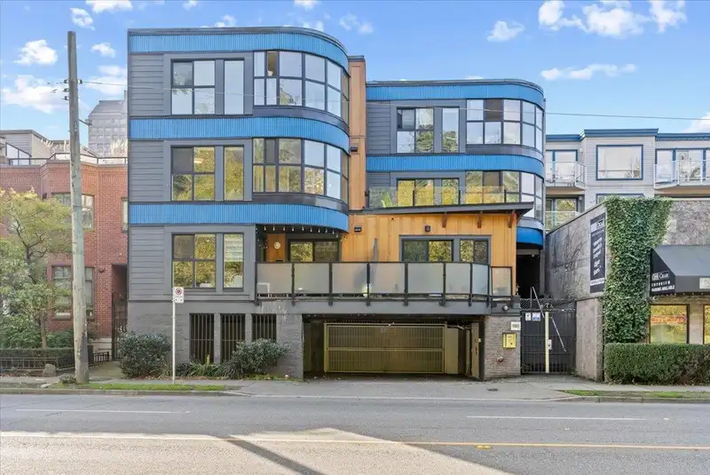 302 874 W 6TH AVENUE - photo 1 of 26