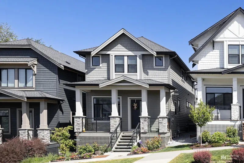 16475 21A AVENUE - photo 1 of 18