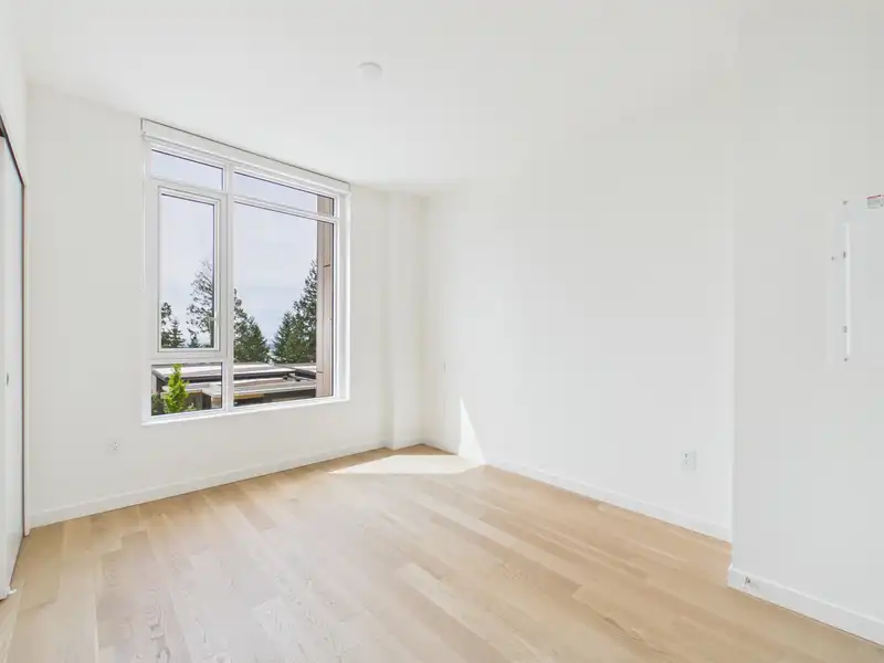208 3963 UPLANDS - photo 3 of 34