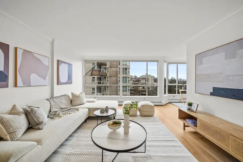 809 518 MOBERLY ROAD - photo 3 of 25