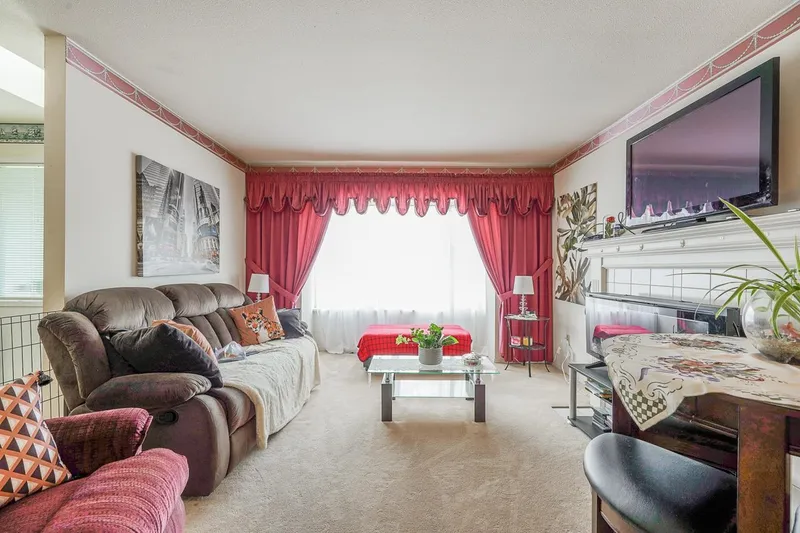 3329 197 STREET - photo 4 of 25