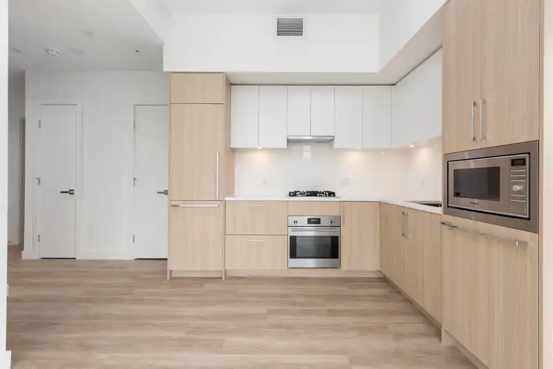 301 9675 KING GEORGE BOULEVARD - photo 1 of 40