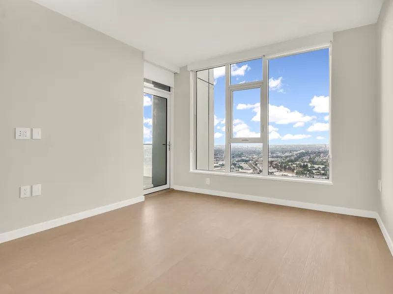 4709 2186 GILMORE AVENUE - photo 3 of 25