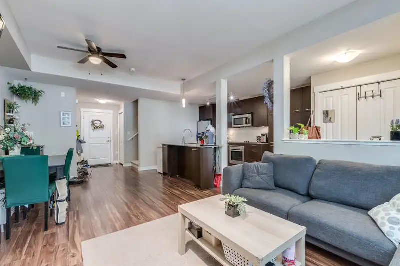 128 13321 102A AVENUE - photo 4 of 20