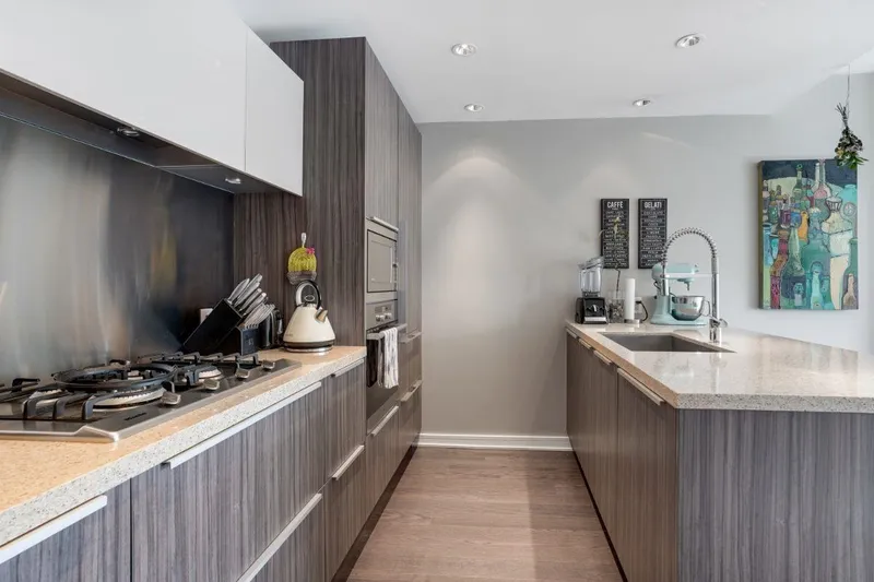 1005 1661 ONTARIO STREET - photo 3 of 15