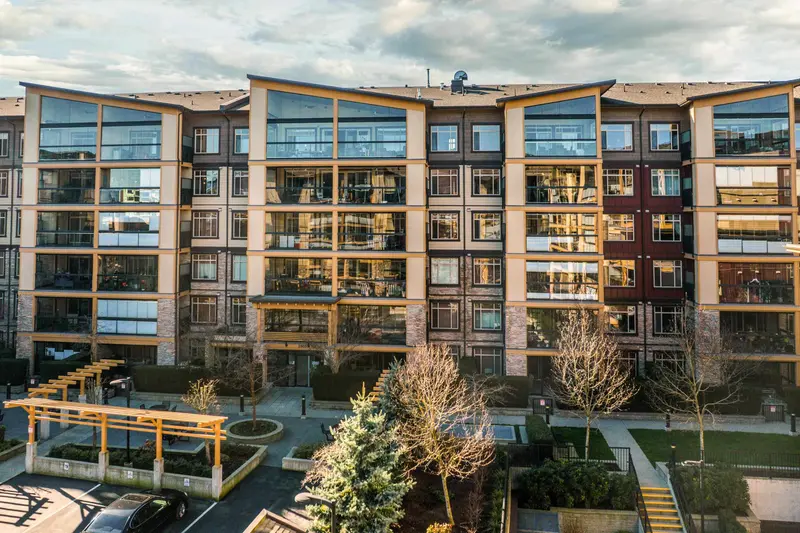 326 2860 TRETHEWEY STREET - photo 2 of 25