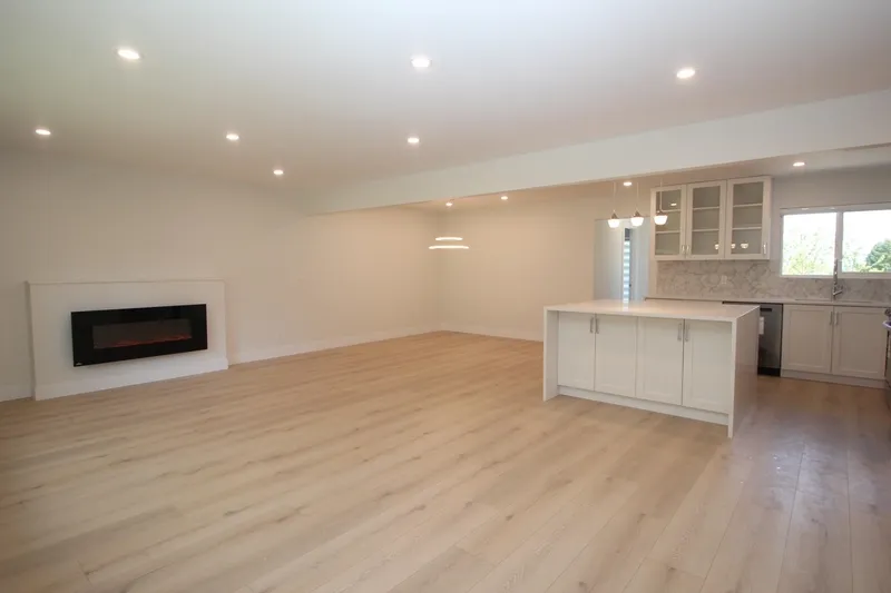 2076 CLARE PLACE - photo 2 of 25