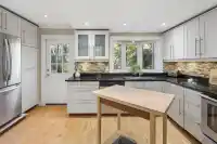 3 230 W 15TH STREET - thumbnail 7