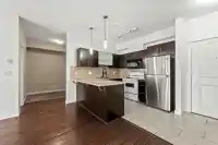 111 33545 RAINBOW AVENUE - thumbnail 2
