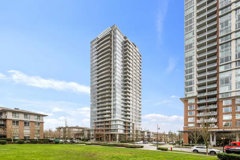 2501 3102 WINDSOR GATE - photo 1 of 25