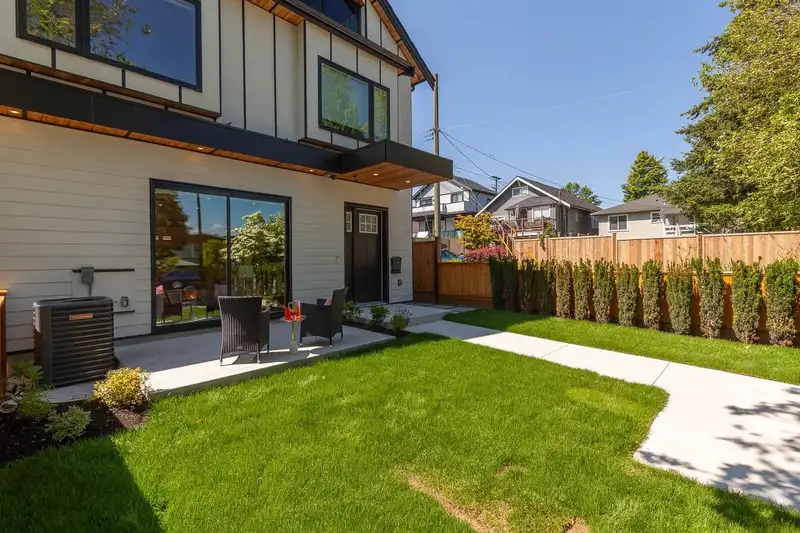 2232 E 27TH AVENUE - photo 1 of 38