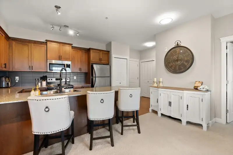 308 17712 57A AVENUE - photo 4 of 37