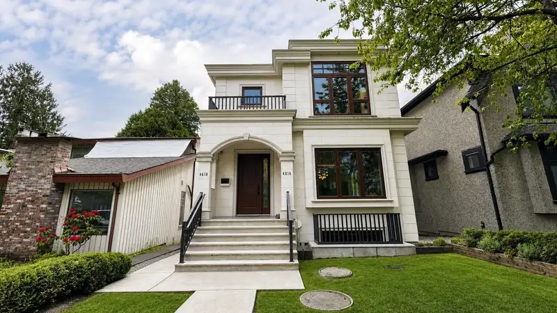 4618 W 8TH AVENUE - photo 2 of 40