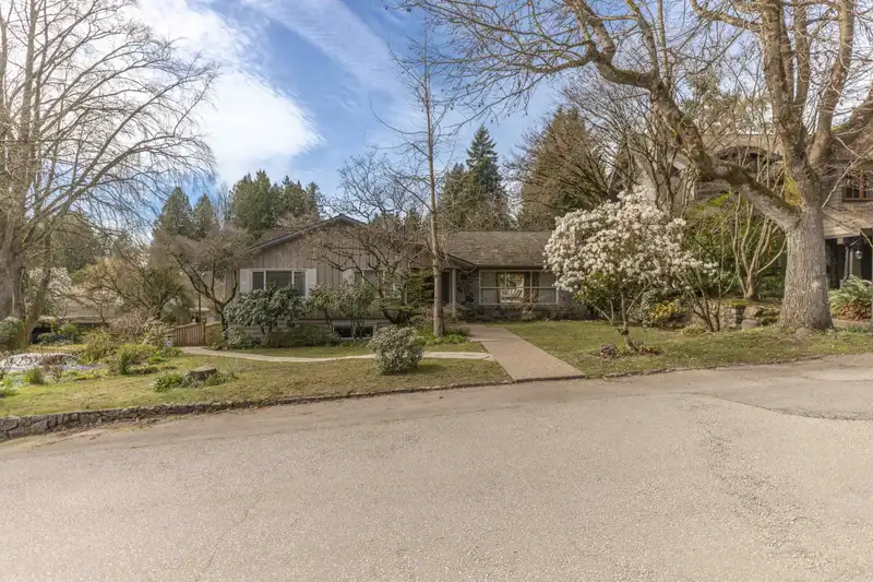 6297 MACKENZIE STREET - photo 1 of 40