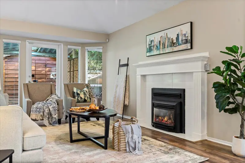 18 11950 LAITY STREET - photo 4 of 25