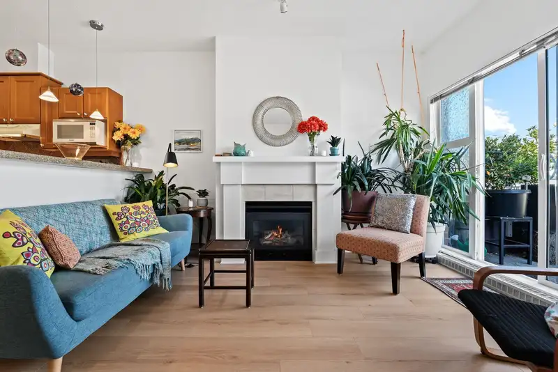 330 5790 EAST BOULEVARD - photo 3 of 30