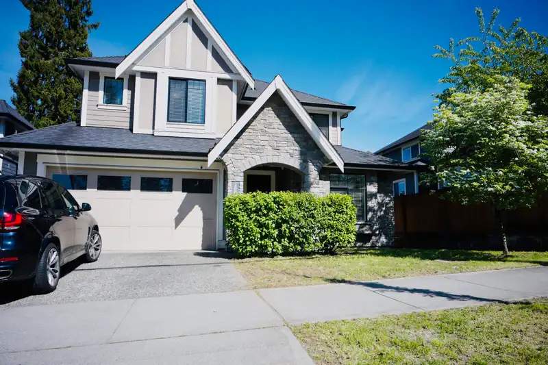 2688 164 STREET - photo 2 of 29